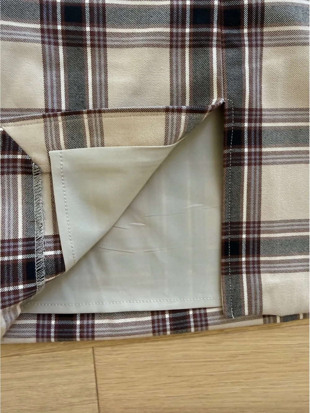 NWT Sunday Best Aritzia Tatiana Plaid Mini Skirt Size 14 Brown Beige